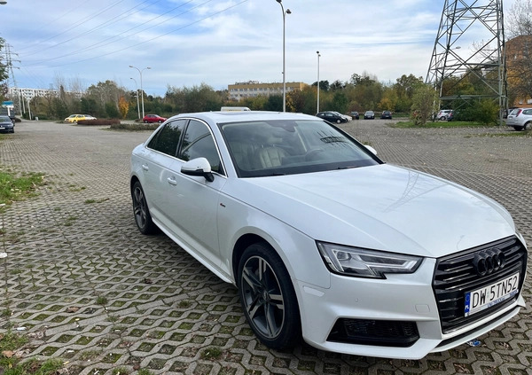 Audi A4 cena 85000 przebieg: 94000, rok produkcji 2017 z Wrocław małe 154